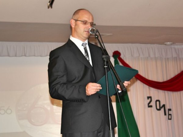 Október 23