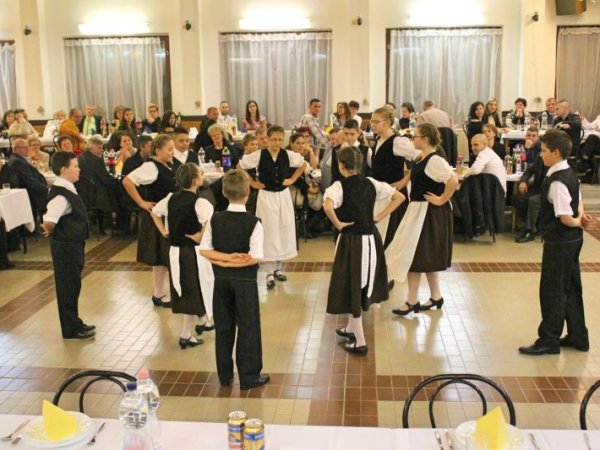 XII. Sváb disznótoros est