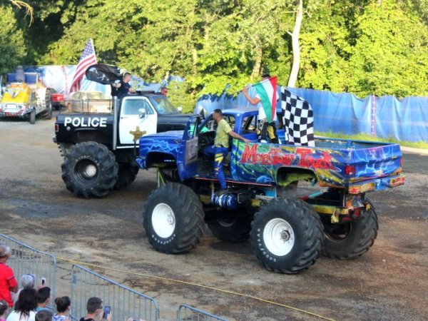 "Monster Truck" Kaszkadőr Show