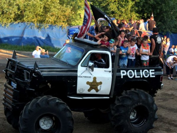 "Monster Truck" Kaszkadőr Show