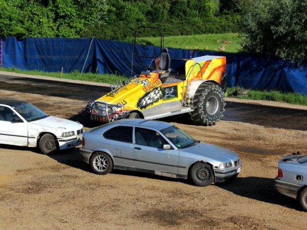 "Monster Truck" Kaszkadőr Show